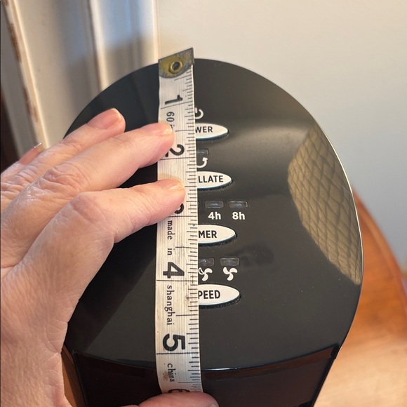 Blackstone Black Tower Fan - Picture 6 of 7